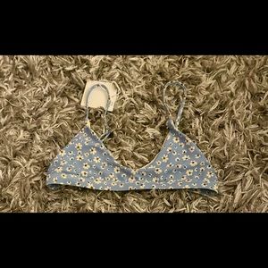 Kulani kinis blue daisy top